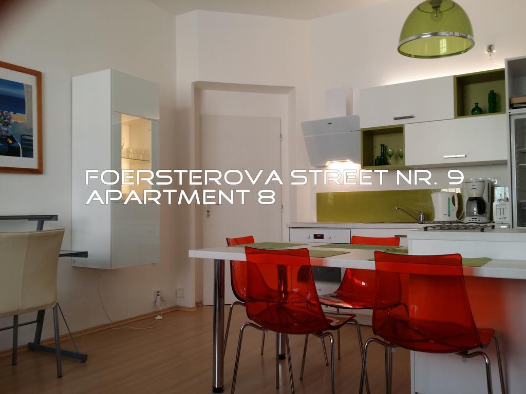 Holiday Apartments การ์โลวีวารี ภายนอก รูปภาพ